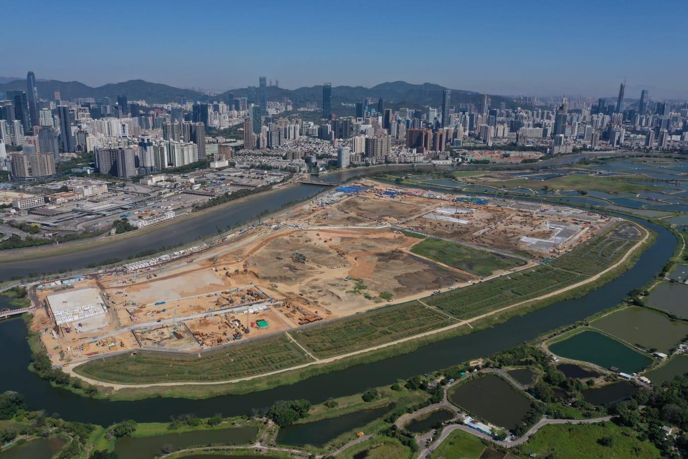 落馬洲河套區臨時醫院地盤。(陳奕釗攝)