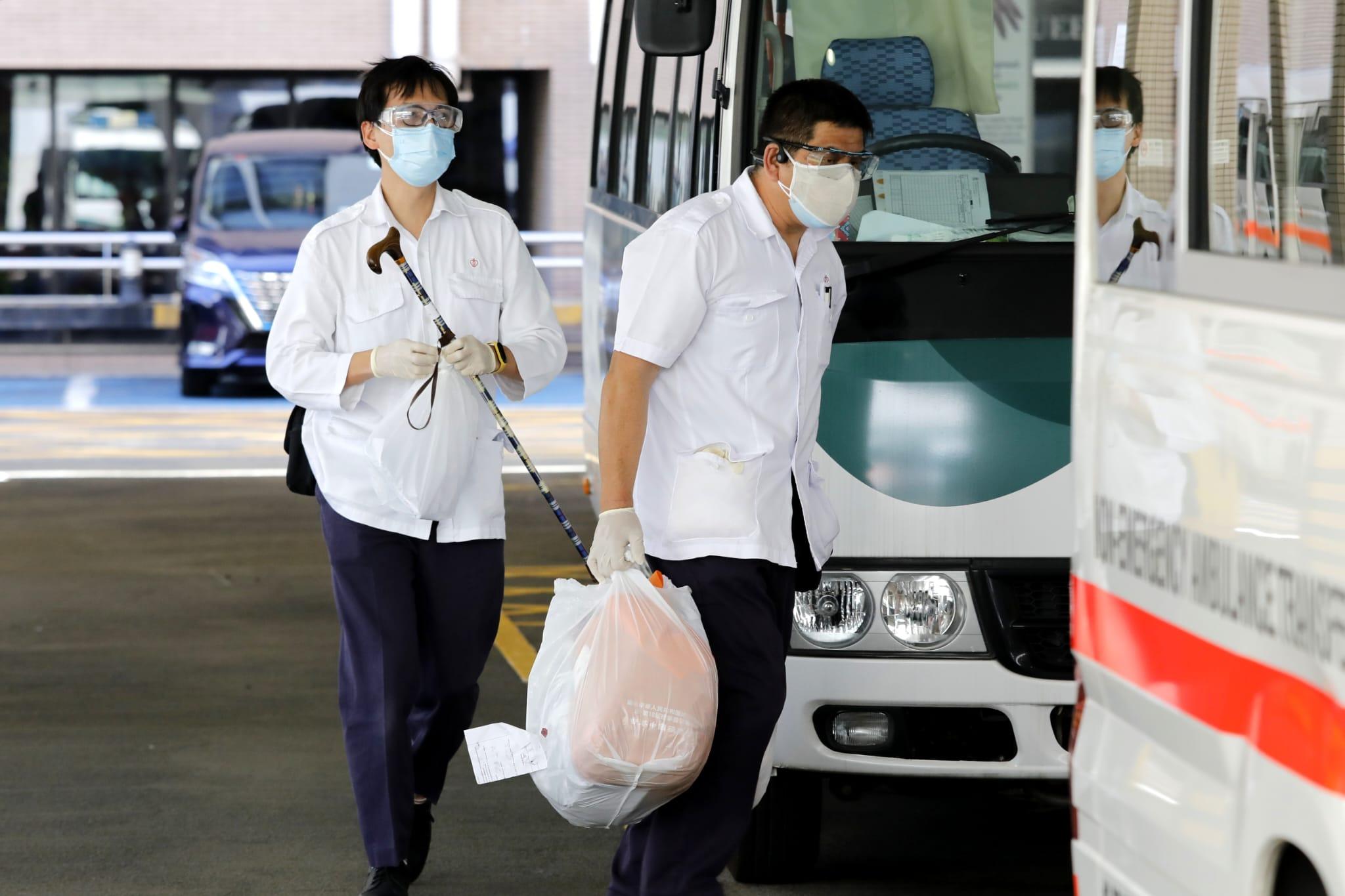 伊利沙伯醫院的病人陸續轉送其他醫院。(林俊源攝)