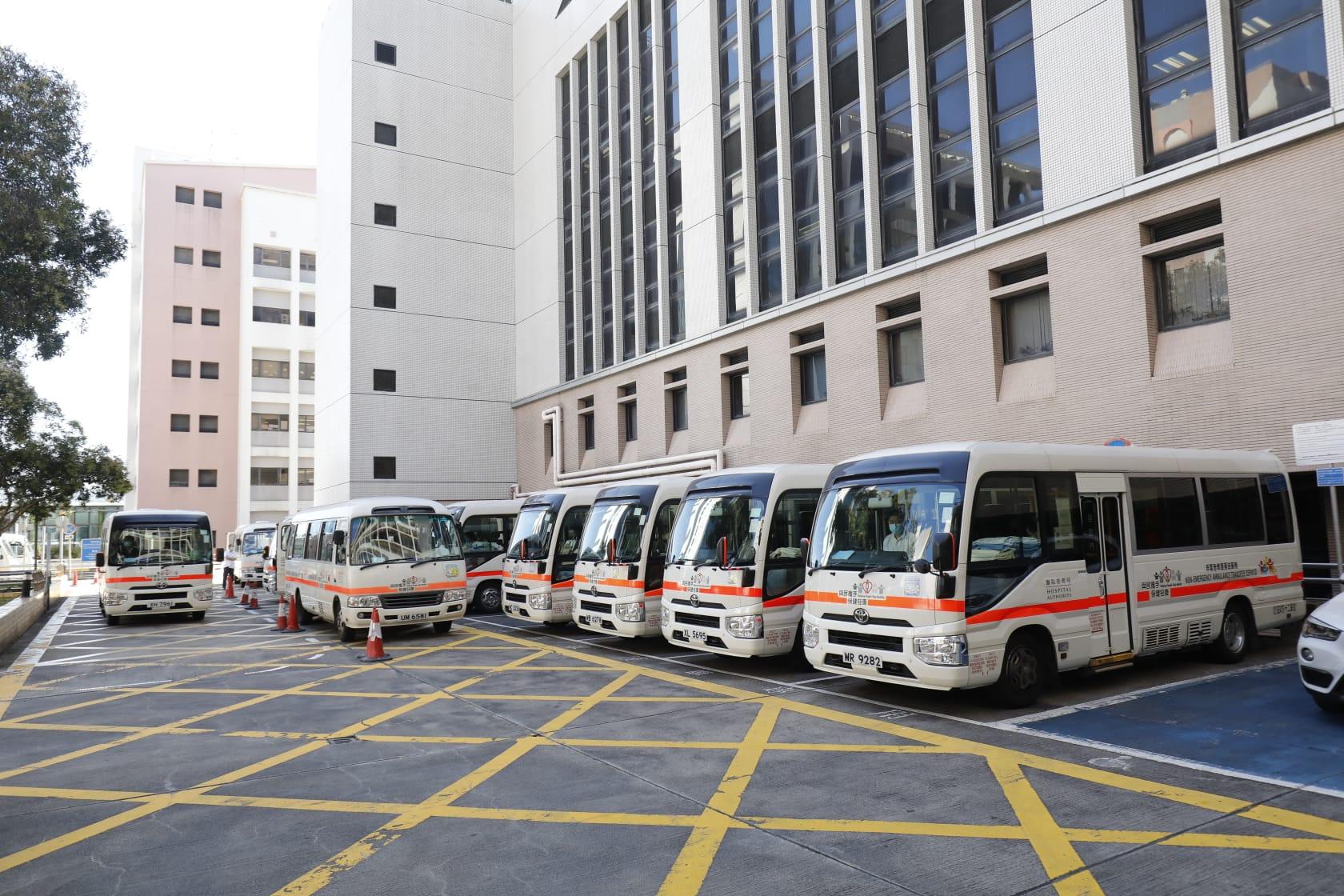 伊利沙伯醫院的病人陸續轉送其他醫院。(林俊源攝)