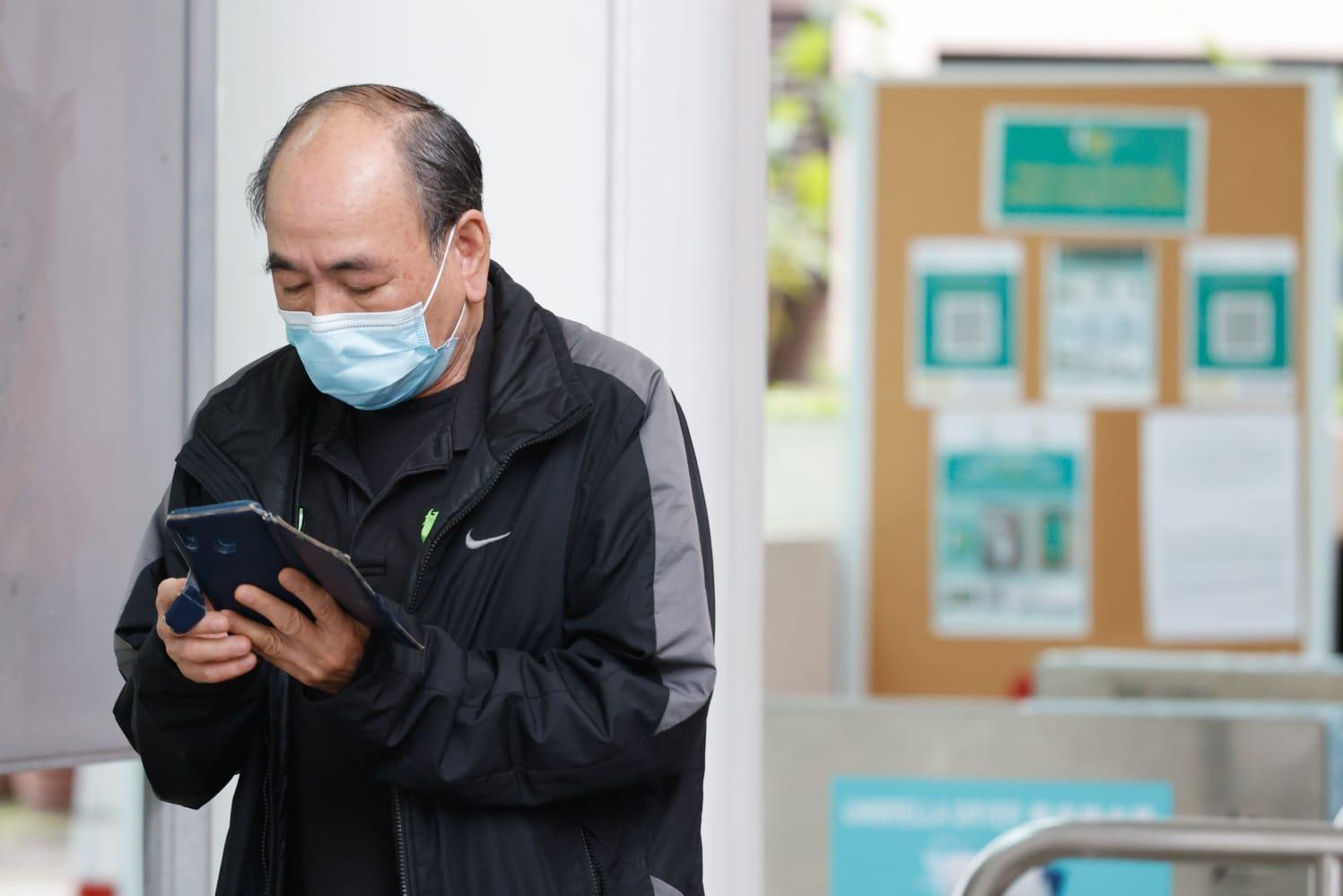 政府暫無計劃將「疫苗通行證」涵蓋公立醫院和診所病人。(蘇文傑攝)