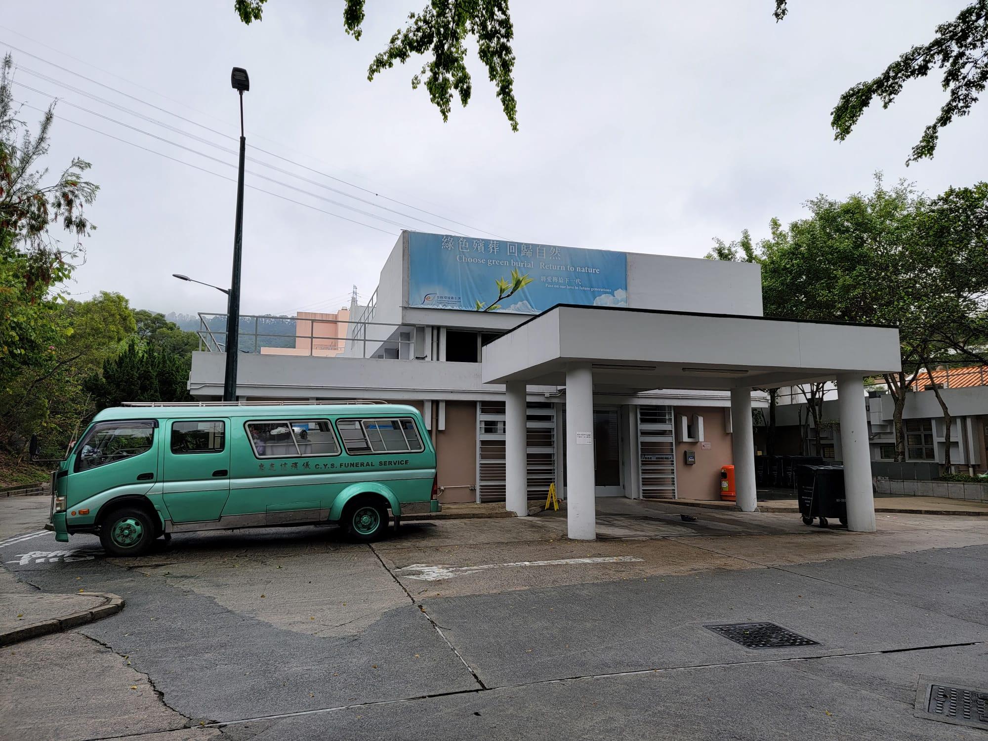 富山殮房增設的500個儲存遺體位置已啟用。(陳奕釗攝)