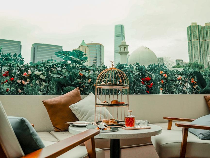 Library Restaurant and Bar- Library Tea Set