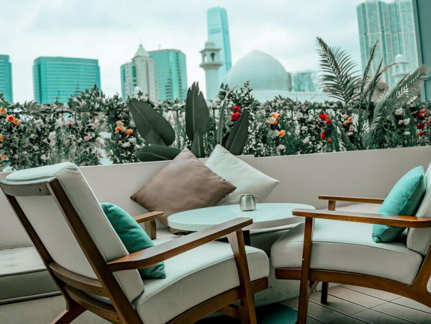 Library Restaurant and Bar- Library Tea Set