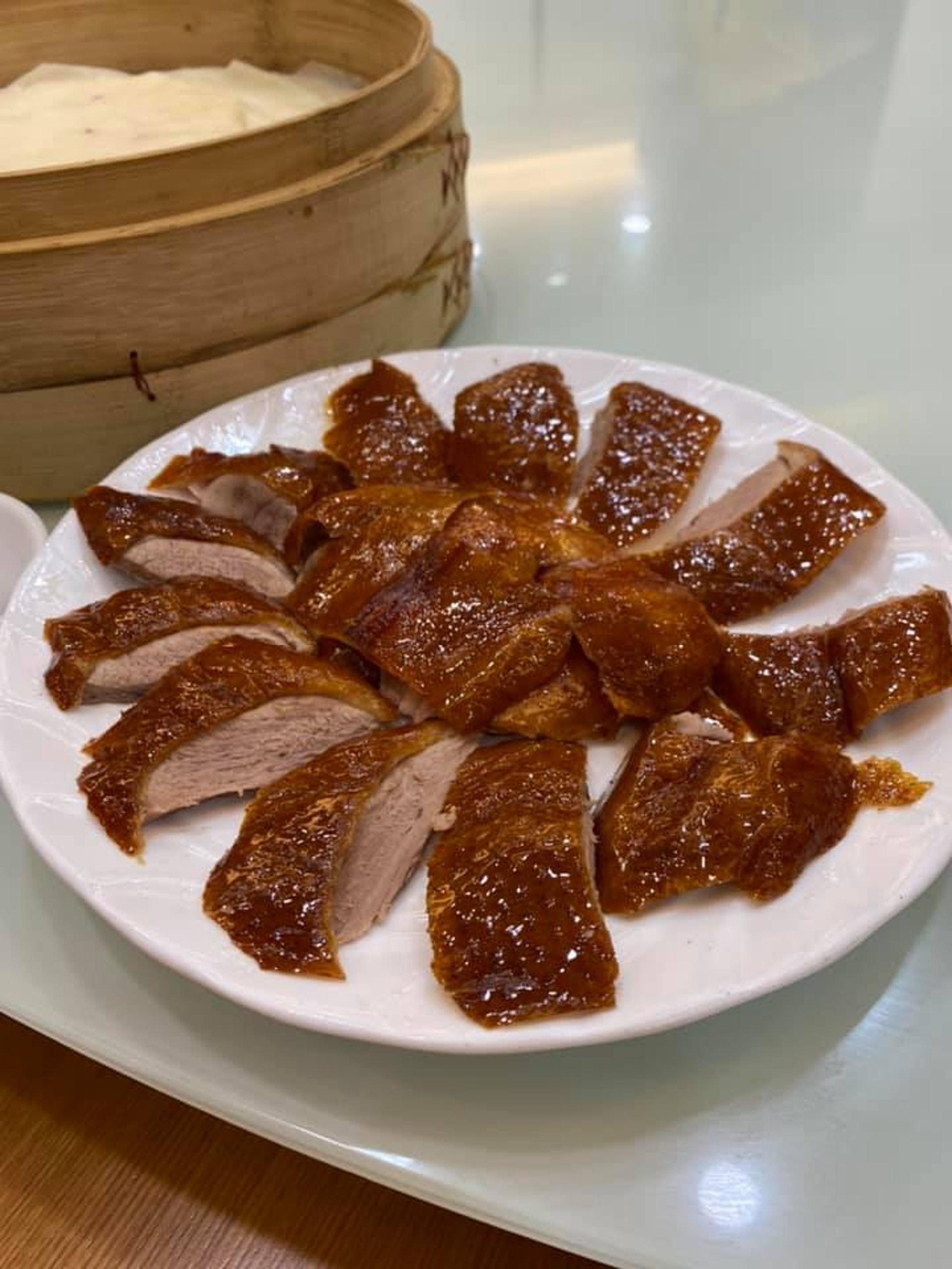 富東閣的片皮鴨套餐優惠都大受歡迎