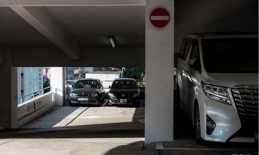 近日車位交投活躍,其中資深投資者蔡志忠日前拆售柴灣永利中心共43個車位,一日極速沽清,套現逾4,000萬元。(相片非柴灣永利中心,僅屬資料圖片)
