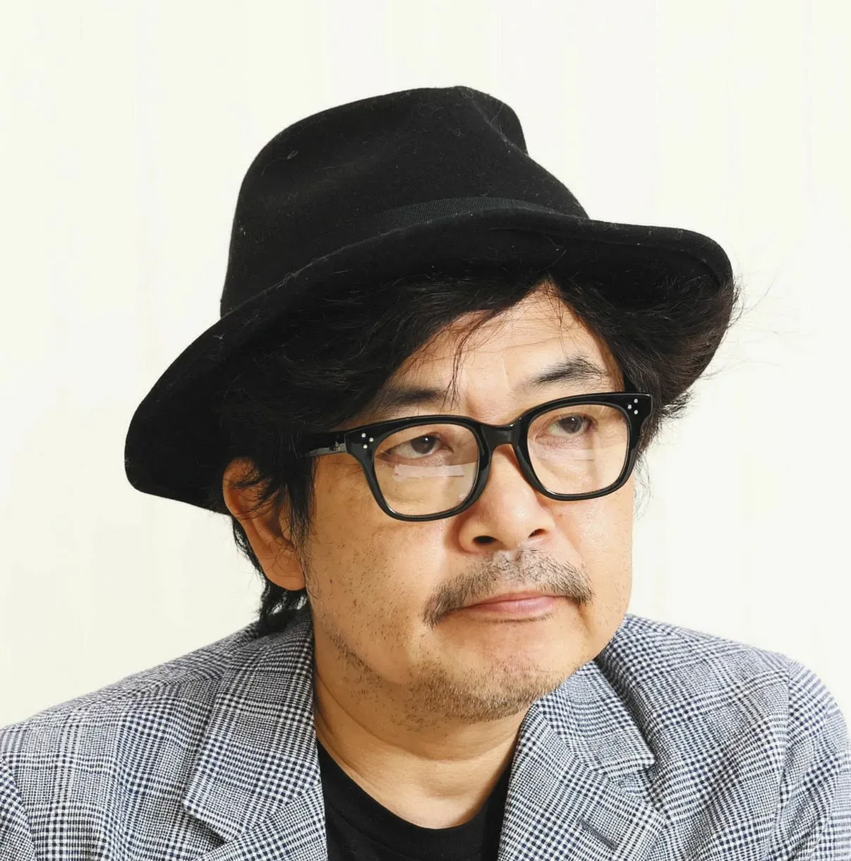 園子溫被爆多年來性侵合作女星,事件越鬧越大。