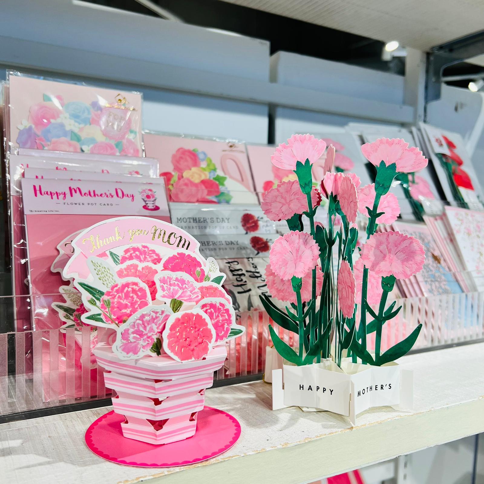 多達400多款來自世界各地的心意卡款式