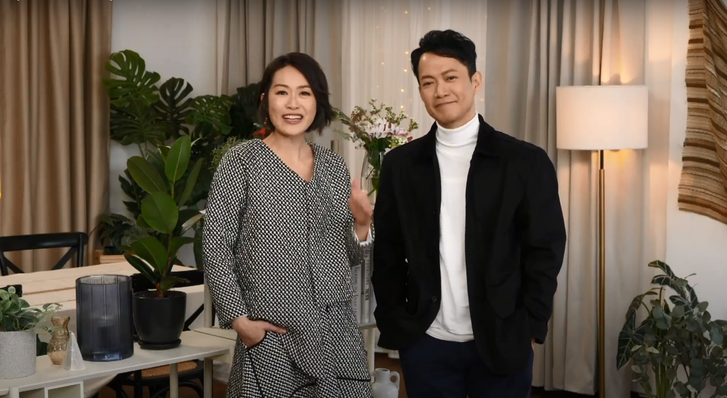 敖嘉年、梁嘉琪任香港開電視節目《嘉嘉醫療自助班》主持。