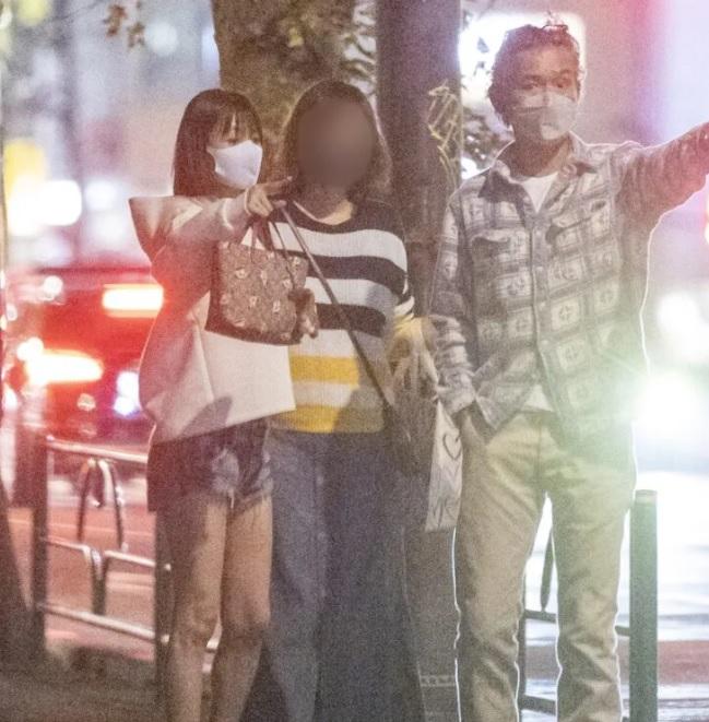 深田恭子與渡部篤郎夫妻晚飯後,再轉場到夜店繼續飲。