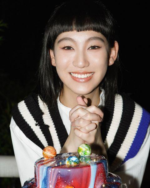 炎明熹昨日(9日)17歲生日。