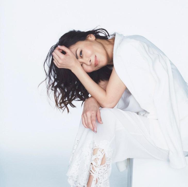 中山美穗自從被爆拋夫棄子後,形象一直插水。