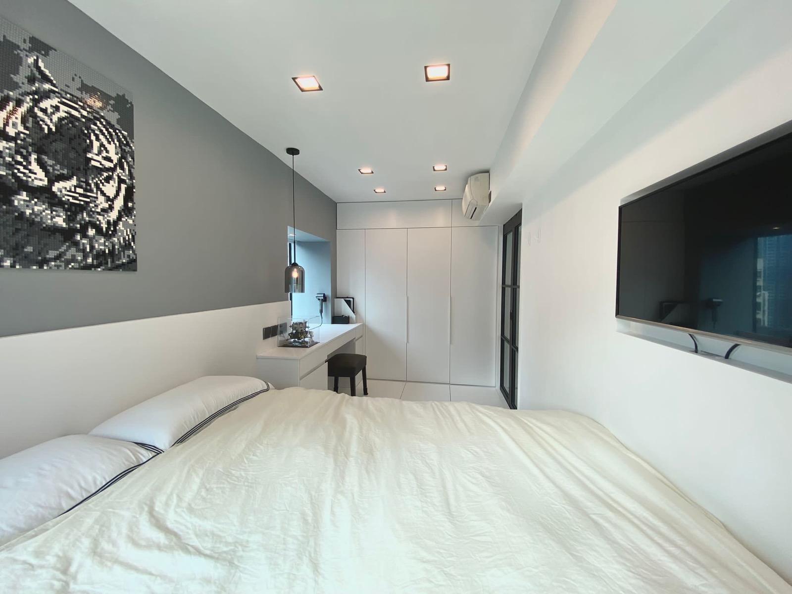 黑白灰色調的睡房,設計簡單、舒服兼具品味。