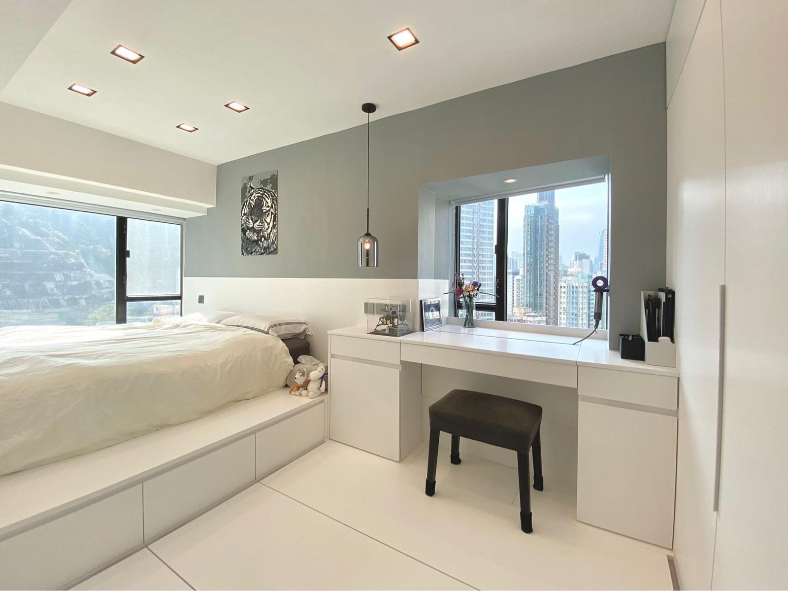 睡房設有對流窗,景觀開揚,而地台設計,增添不少收納空間,相當實用。