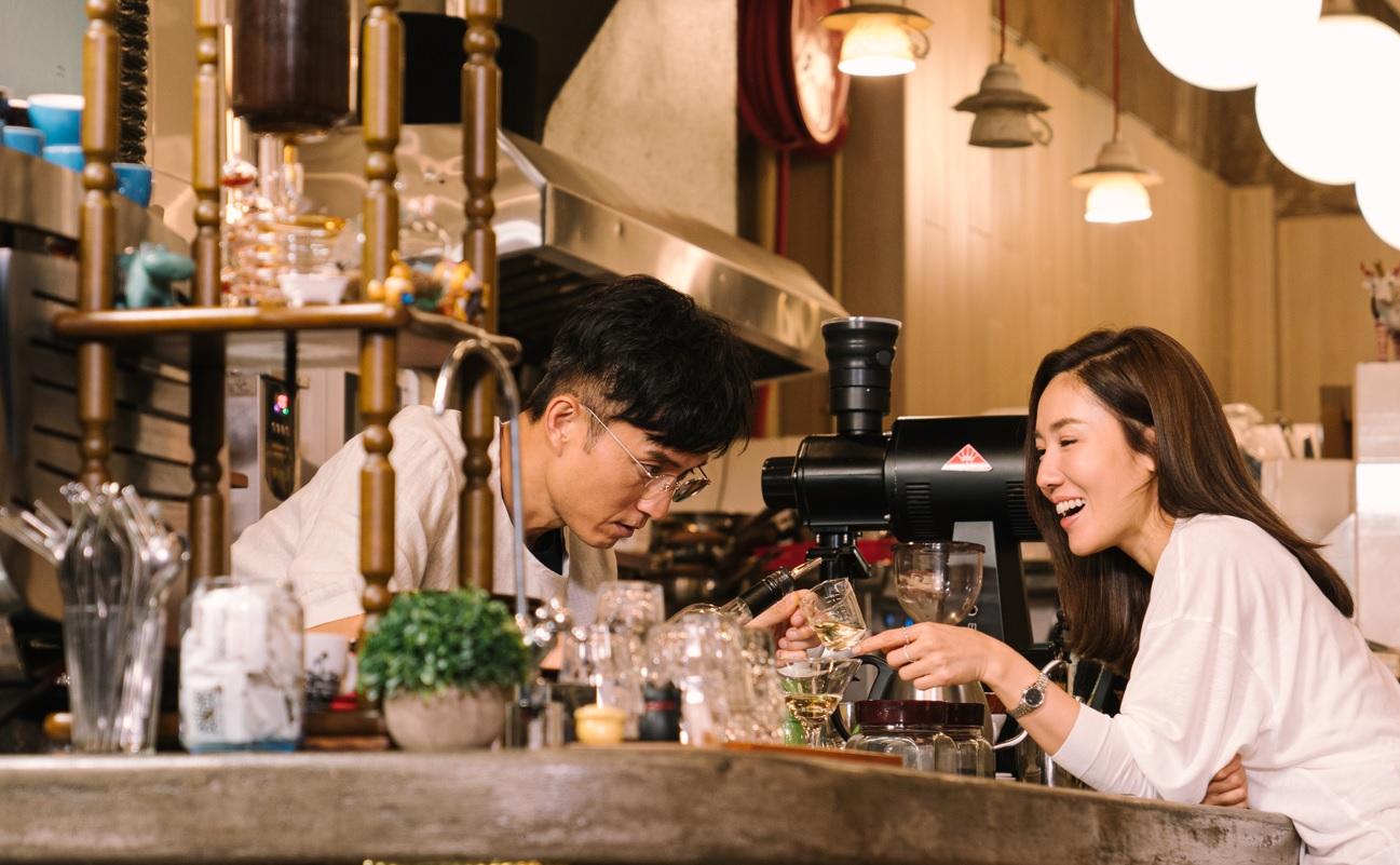 李施嬅和陳山聰主演的《金宵大廈2》未知是否太沉重,嚇怕觀眾。