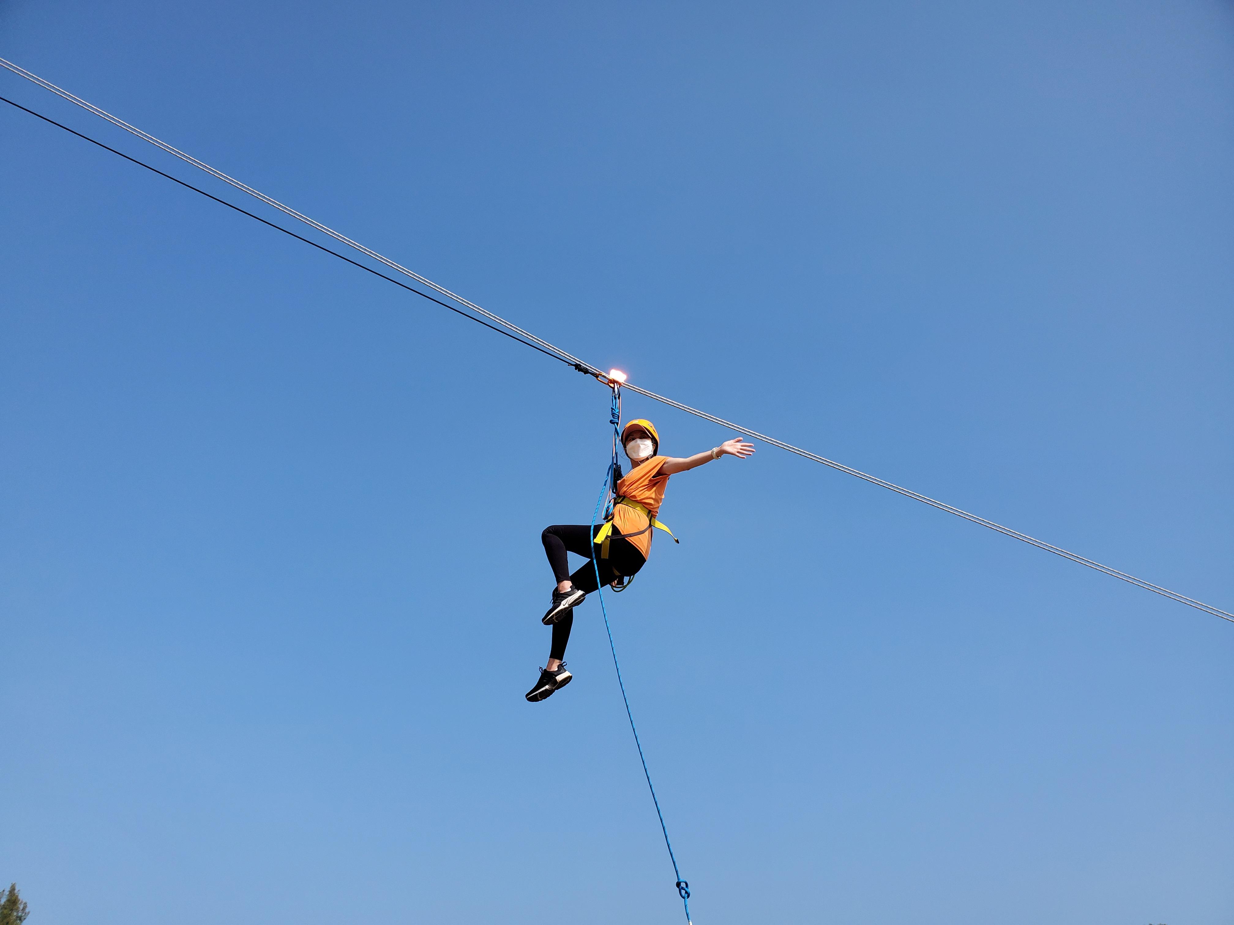 長洲歷險之旅:成人攀岩+沿繩下降+飛索