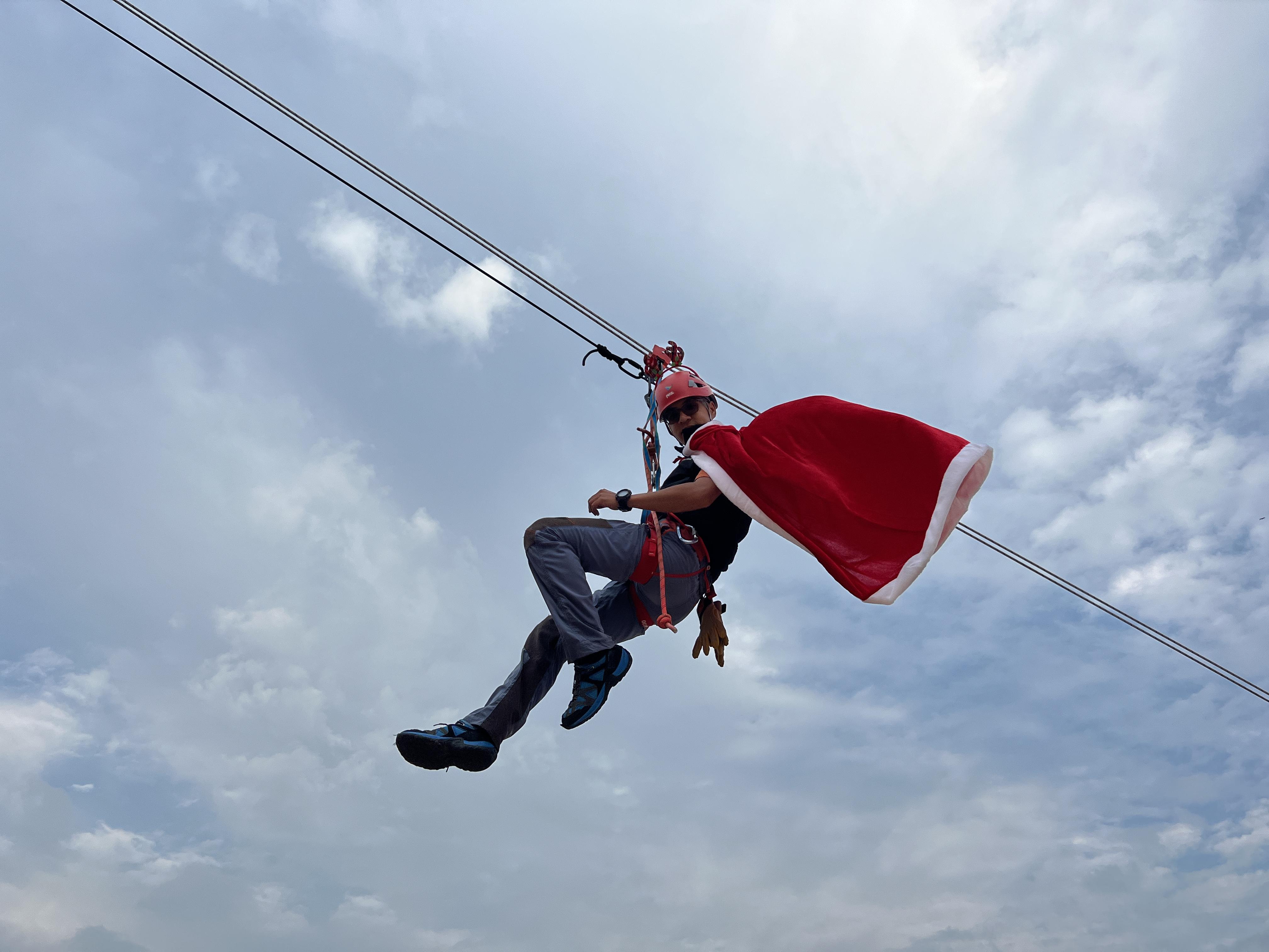 長洲歷險之旅:成人攀岩+沿繩下降+飛索