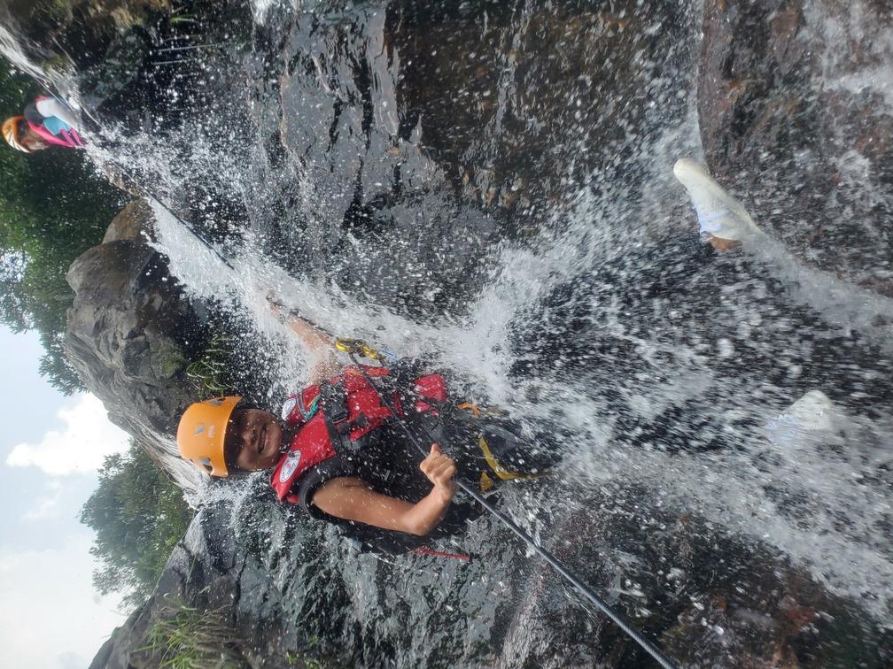 4月7日12:00快閃優惠|粉嶺屏南石澗激流溪降