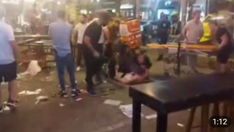 事發現場,有傷者倒地。(Telegram)