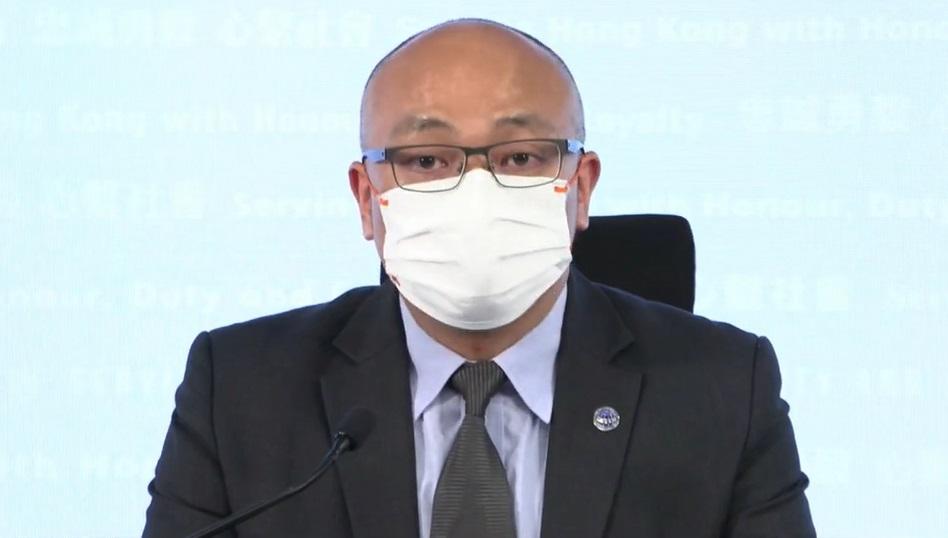 戴子斌交代案情,表示警方拘捕2男,涉網上煽惑襲擊官員及散播病毒。(警方fb影片截圖)