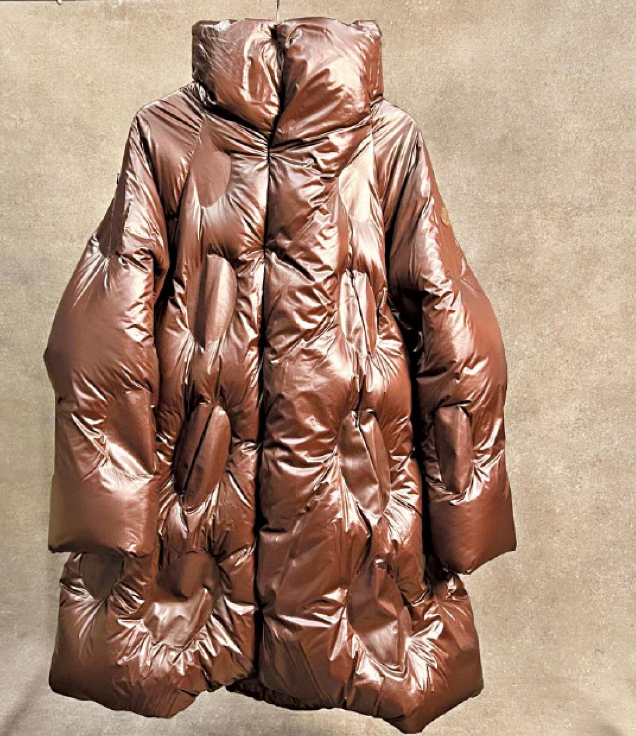 《i-D》特賣活動捐助烏克蘭