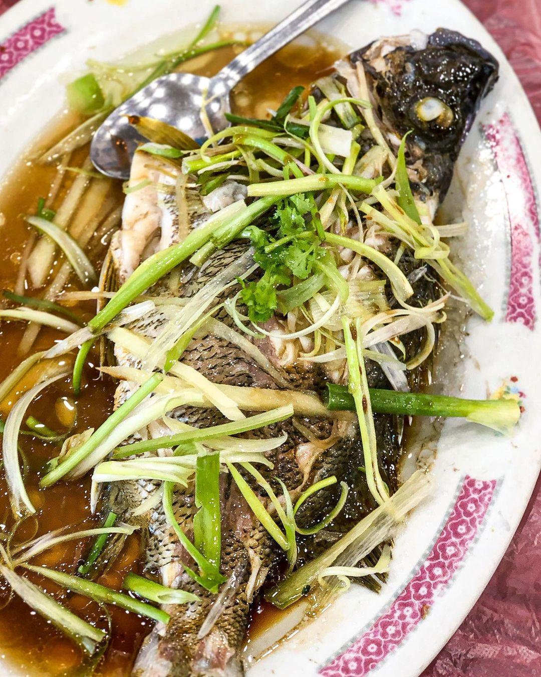 耀記咖啡提供海鮮加工服務。(相片來源:instagram:cheukeatout)