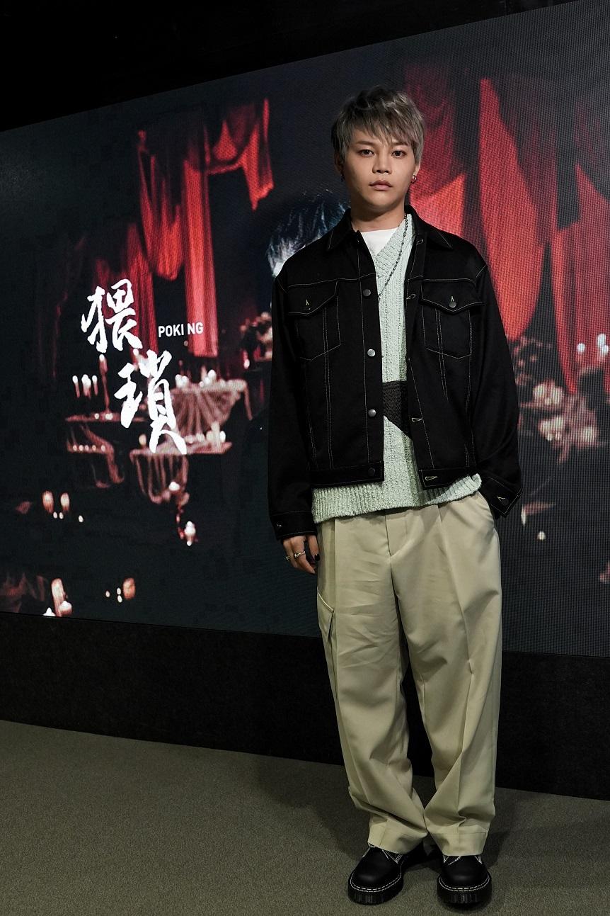 保錡笑言「猥瑣」跟他最貼切,MIRROR和ERROR都冇人有資格排第二。(Harry Long攝)