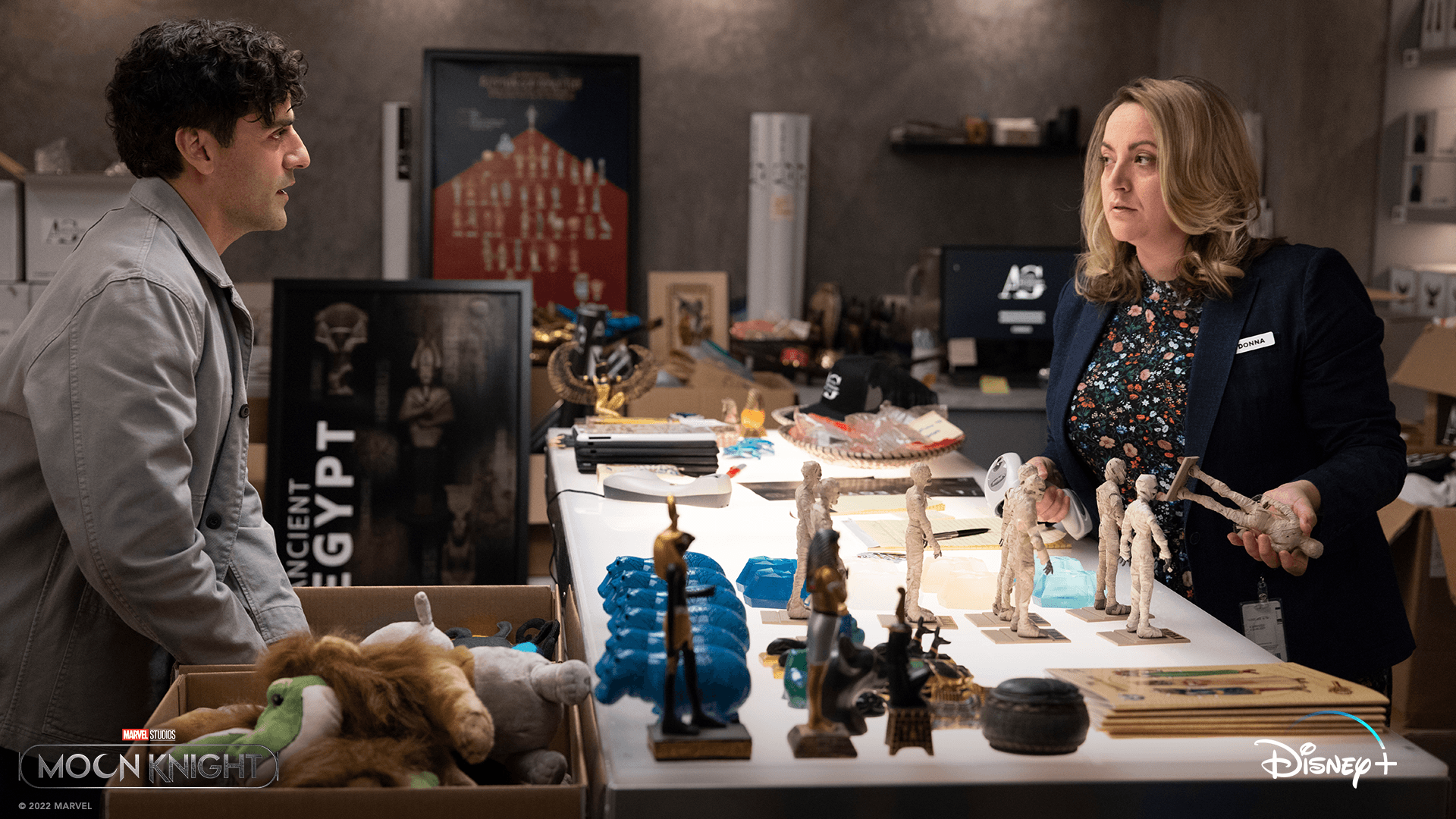 劇集中的Steven是博物館禮品店員工,經常被上司奚落。(劇照)