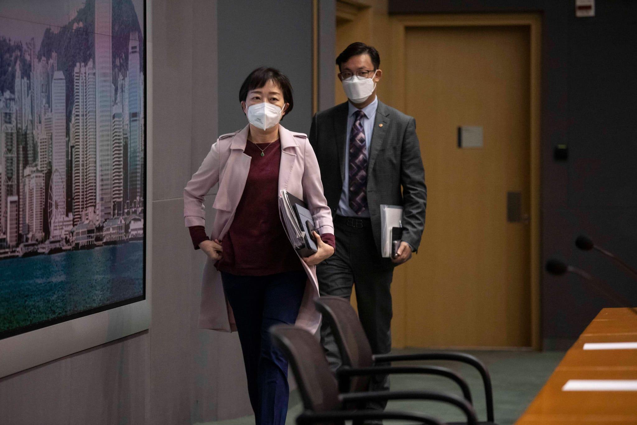 疫情記者會,張竹君及李立業。