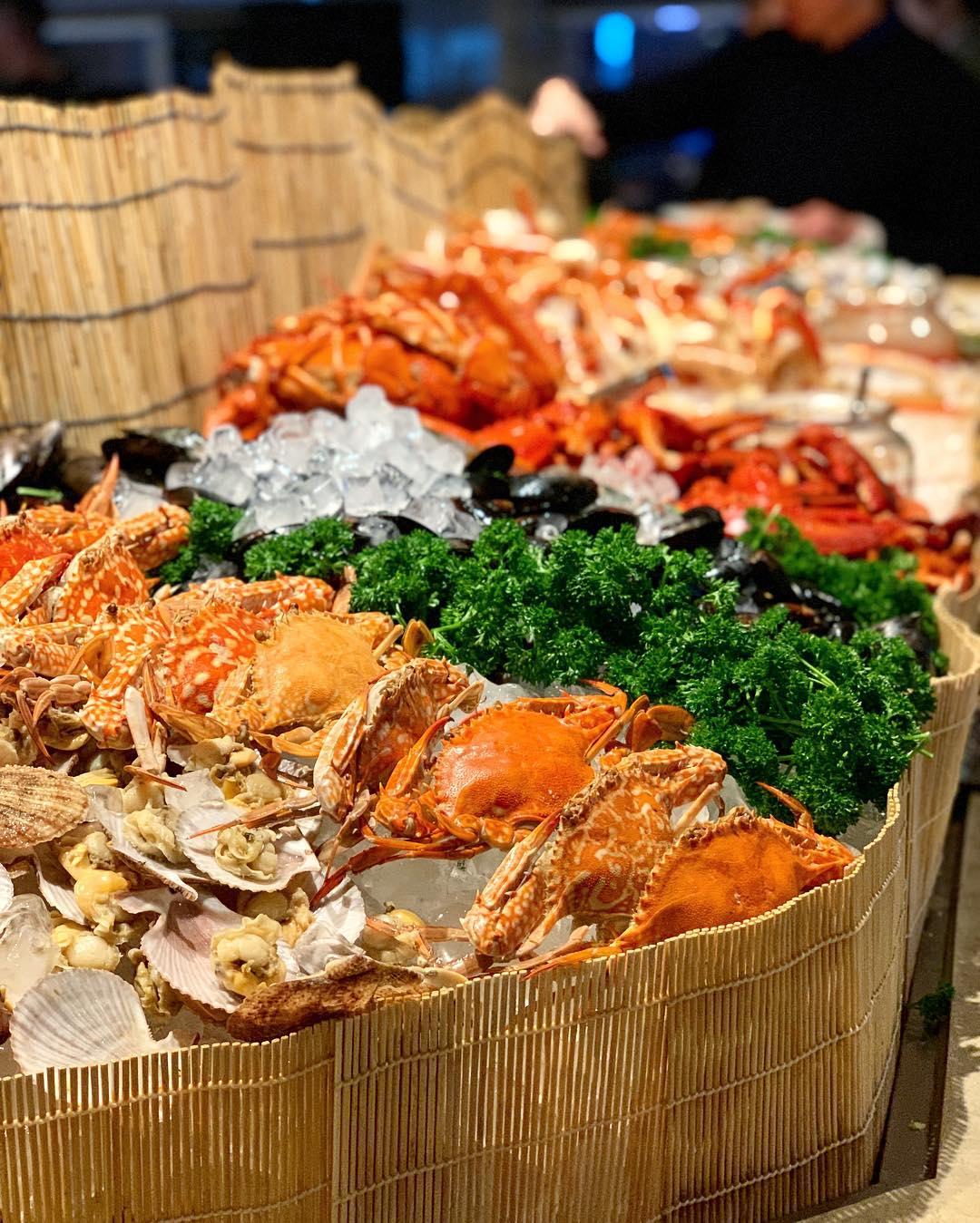 食物選擇豐富,多款海鮮包括長腳蟹、海蝦等。(相片來源:instagram:wincyholic)