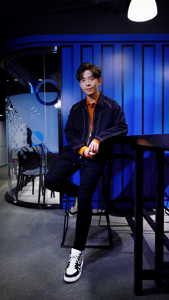 Edan今年推出入行以來首支個人跳唱單曲《Elevator》。