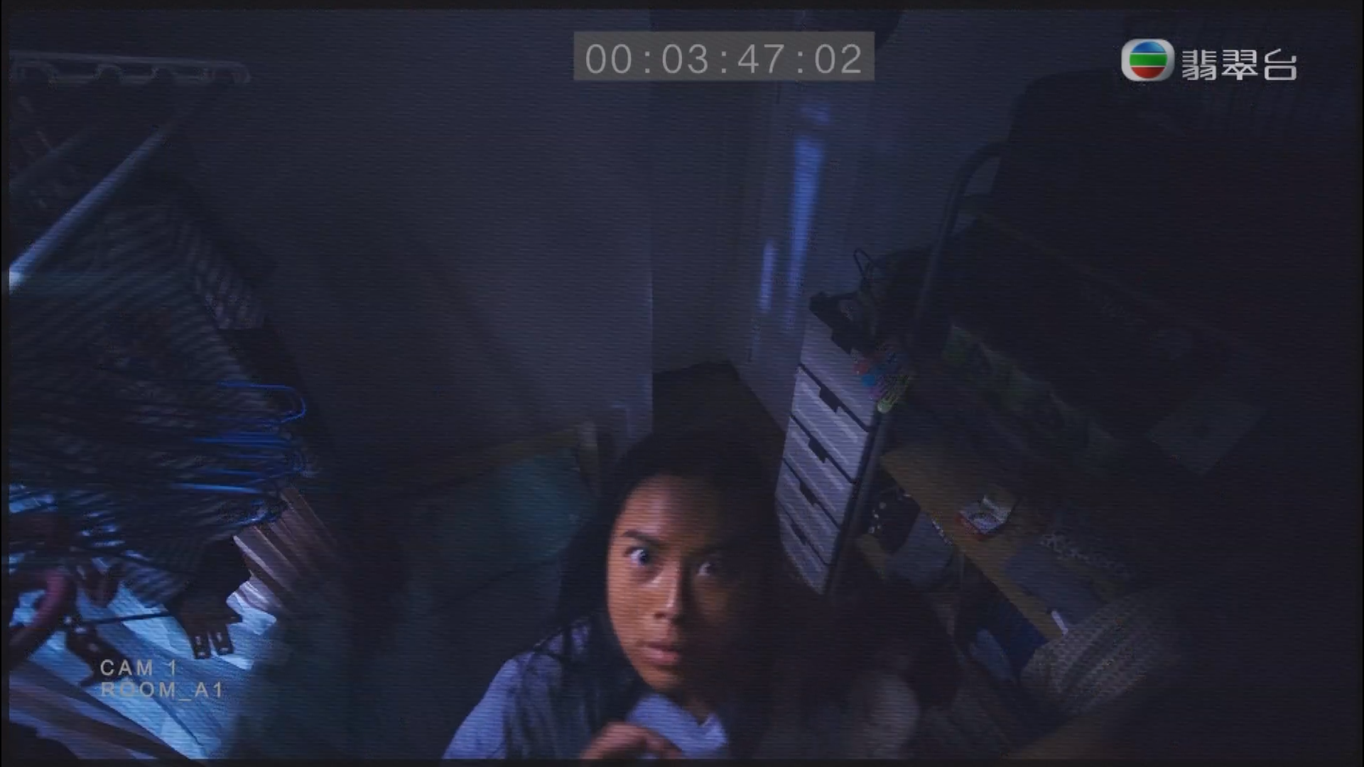 黃婉華在劇中發現樊亦敏擺了一部CCTV,因而推跌所有東西。