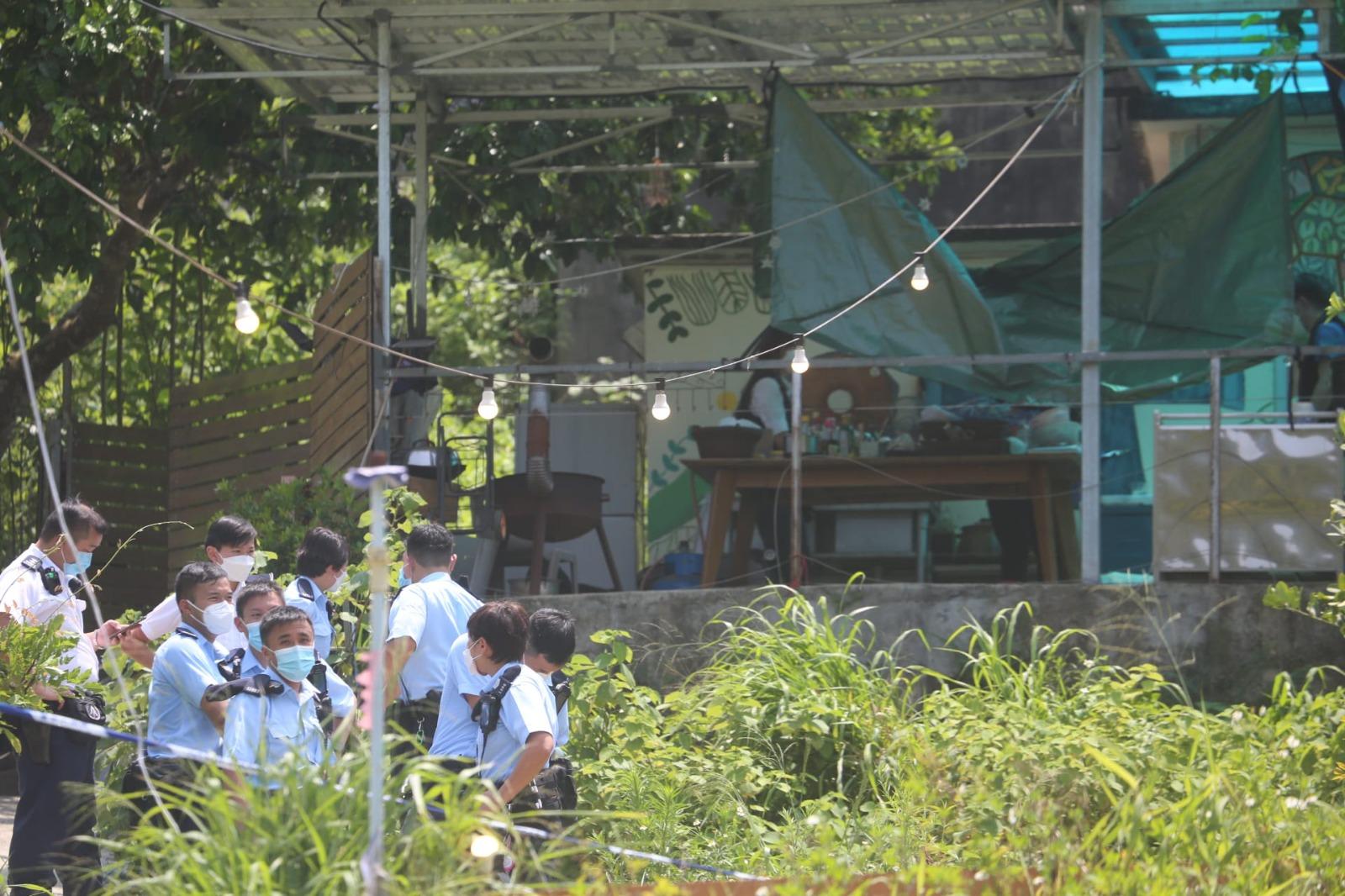 梅子林村謀殺案|警:被捕男子疑吸毒後施襲 與同居女死者有錢銀糾紛 (更新)