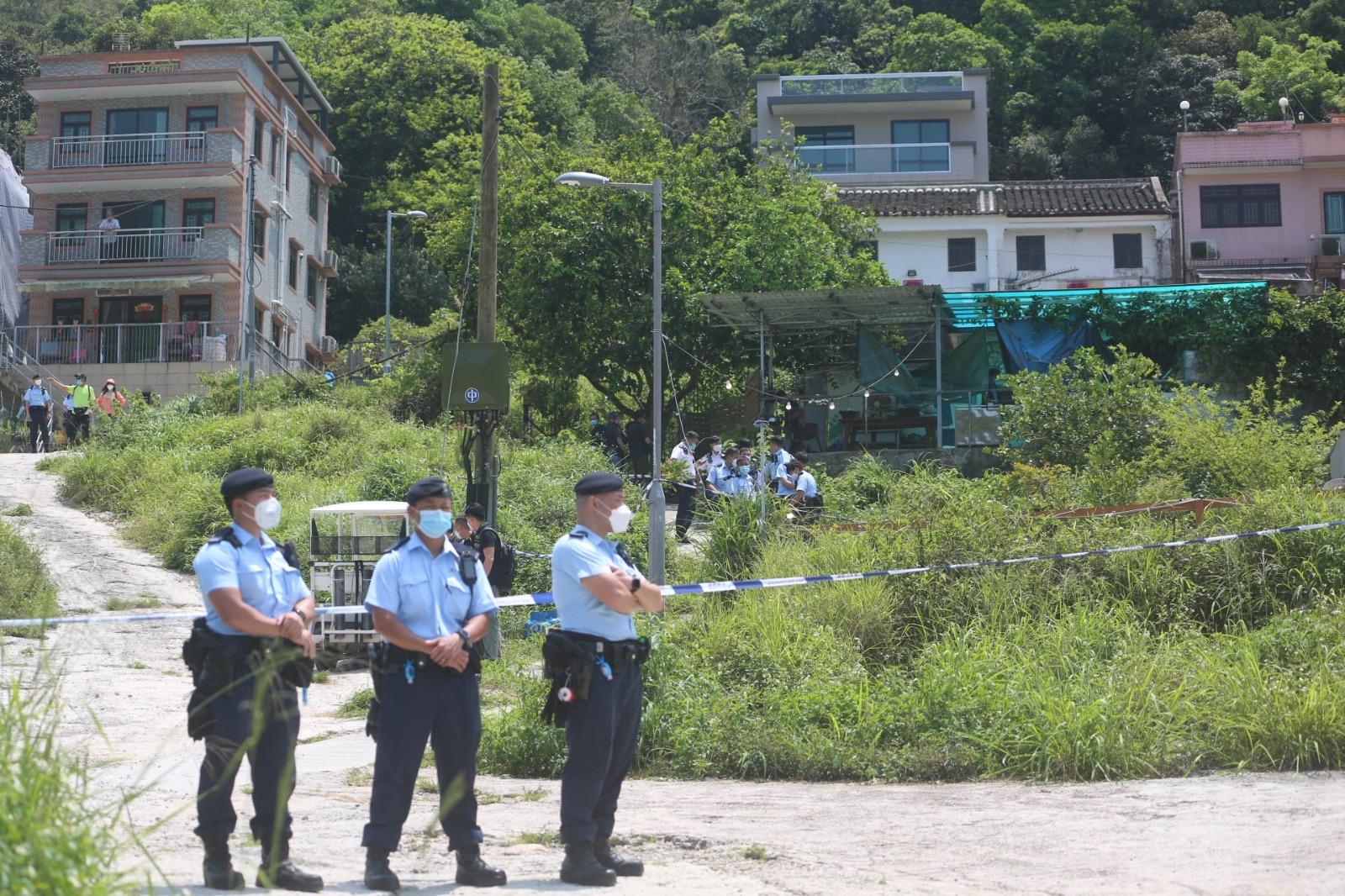 梅子林村謀殺案|警:被捕男子疑吸毒後施襲 與同居女死者有錢銀糾紛 (更新)