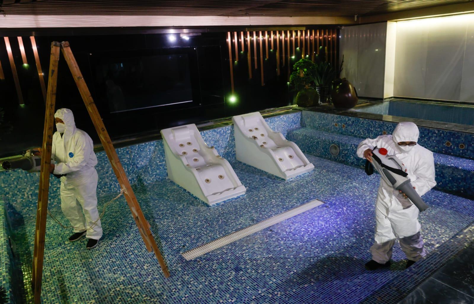 疫情|按摩業自發員工「先檢測後開工」 有按摩院花百萬維修清潔準備復業