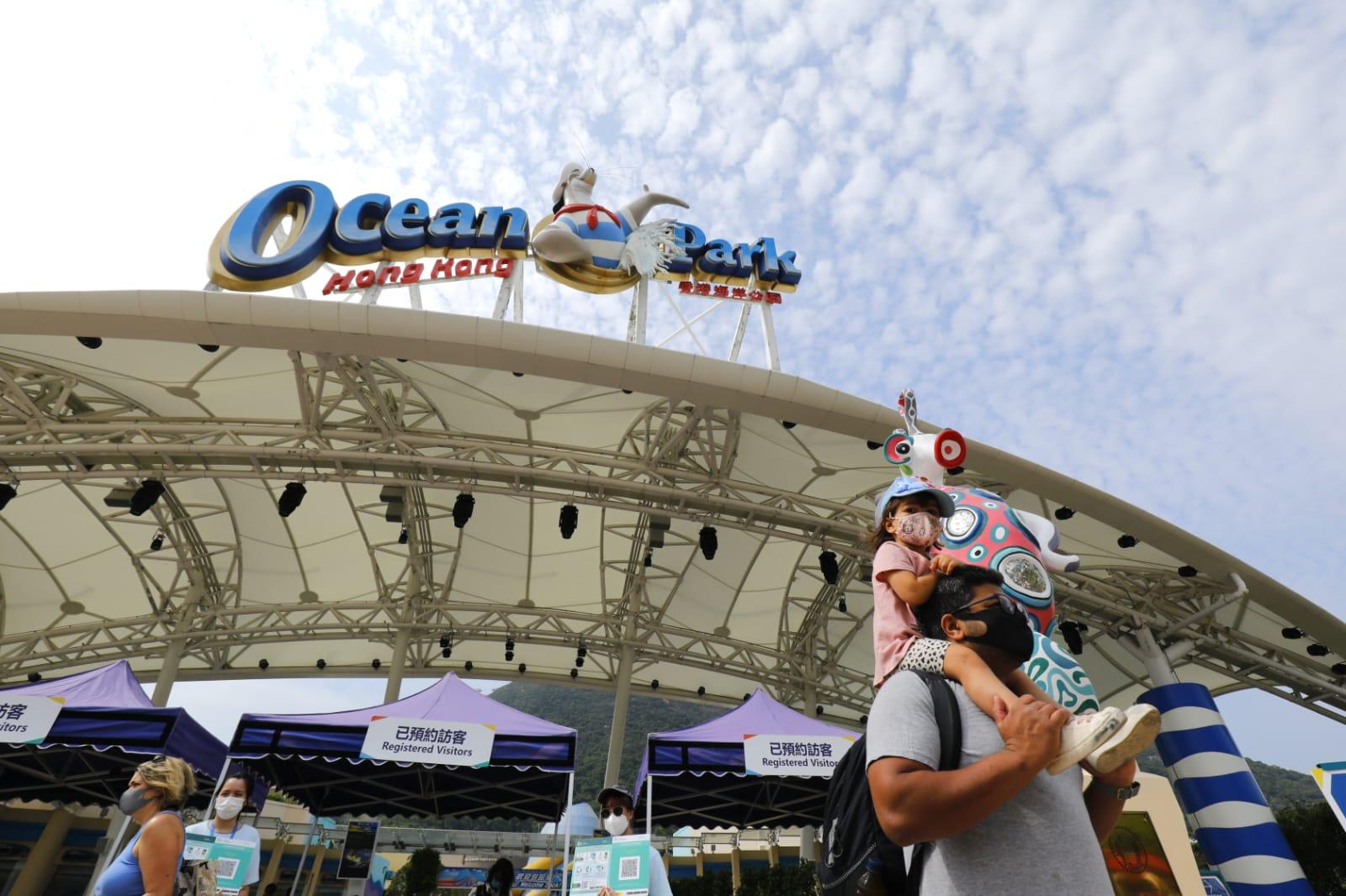 社交措施|海洋公園迪士尼樂園重開現人潮