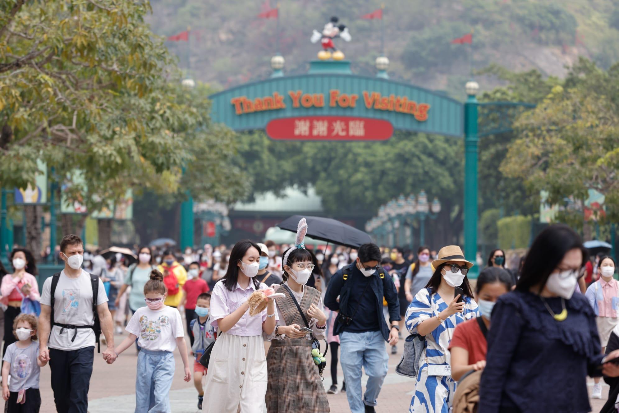 社交措施|海洋公園迪士尼樂園重開現人潮