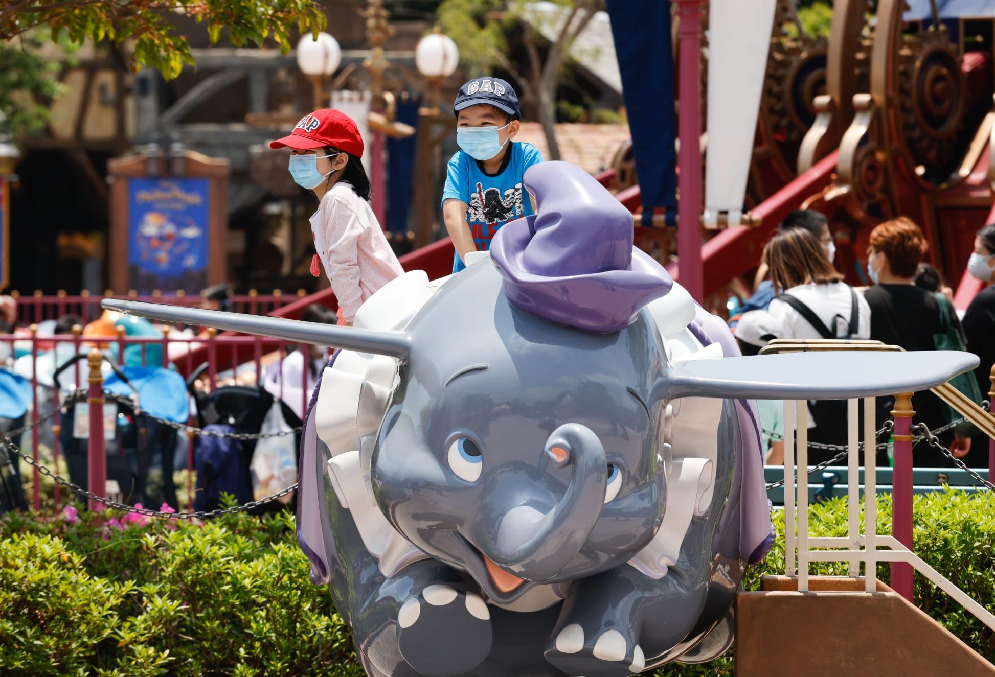 社交措施|海洋公園迪士尼樂園重開現人潮