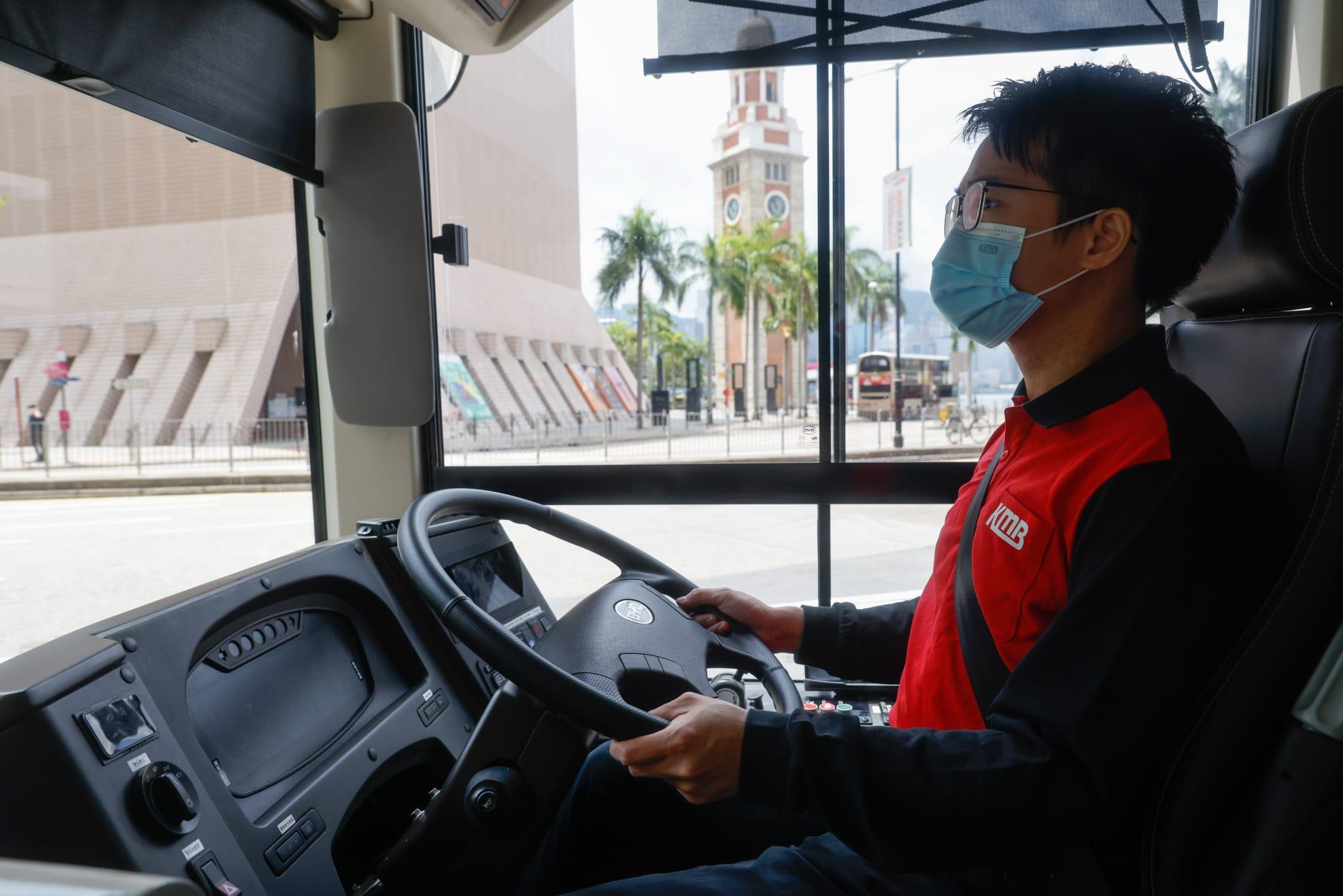 九巴新一代比亞迪單層電動巴士投入服務 行走6號線可載客81人