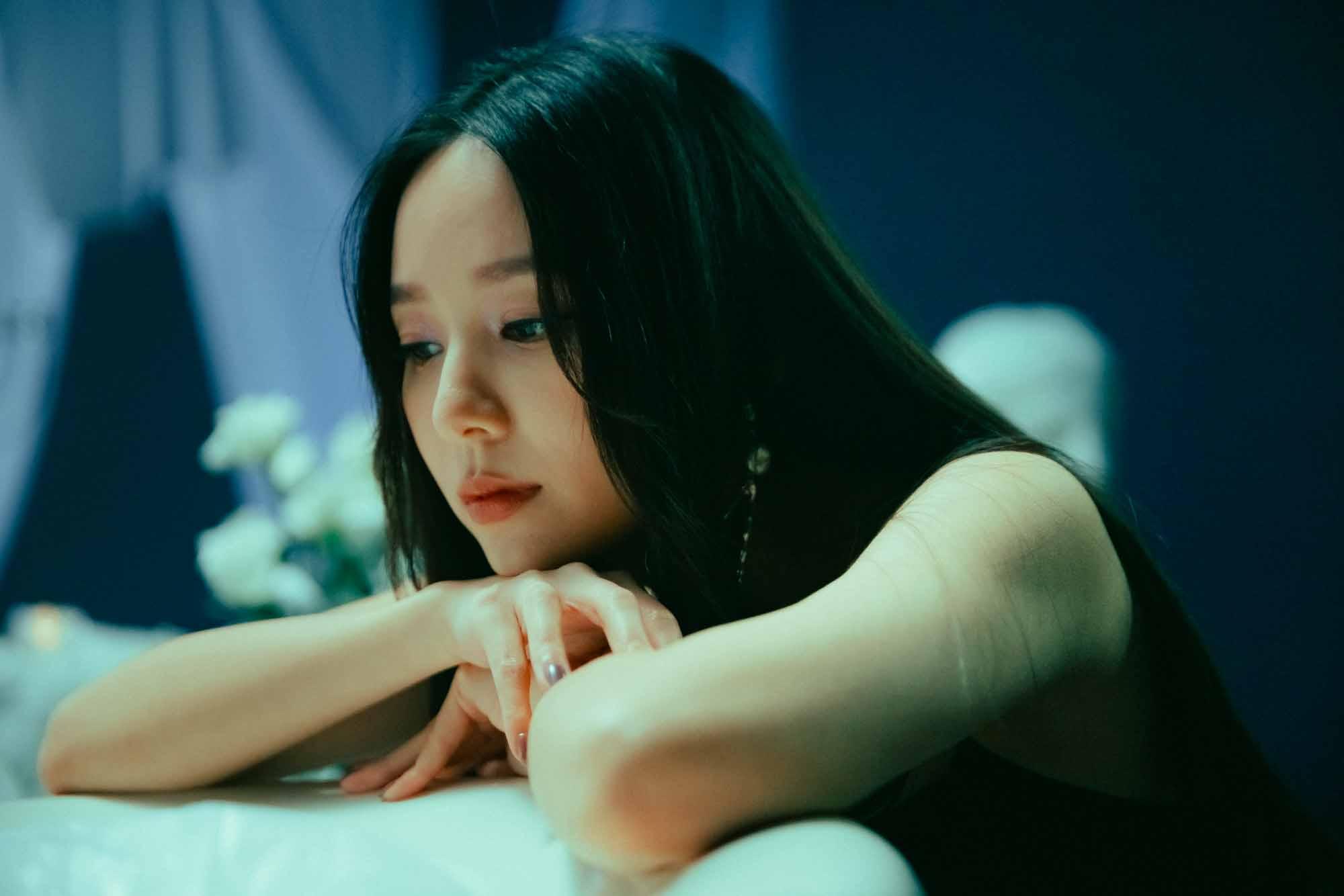 李靜儀擔任MV女主角。