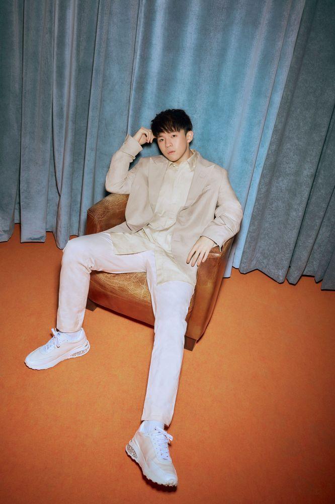 MakerVille官網曝光 MIRROR新團體照曝光