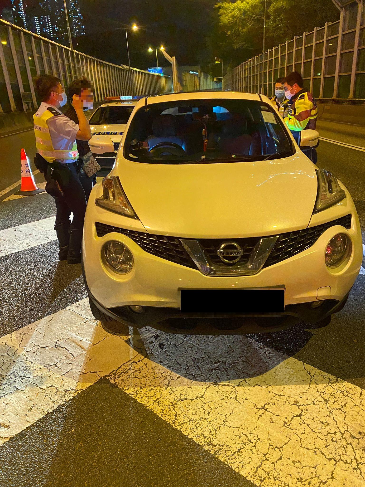 警青衣截查違例私家車 檢大麻毒郵票拘司機
