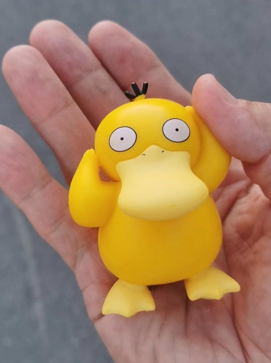 內地有網民網購肯德基傻鴨音樂盒,結果當然「貨不對辦」。(互聯網)