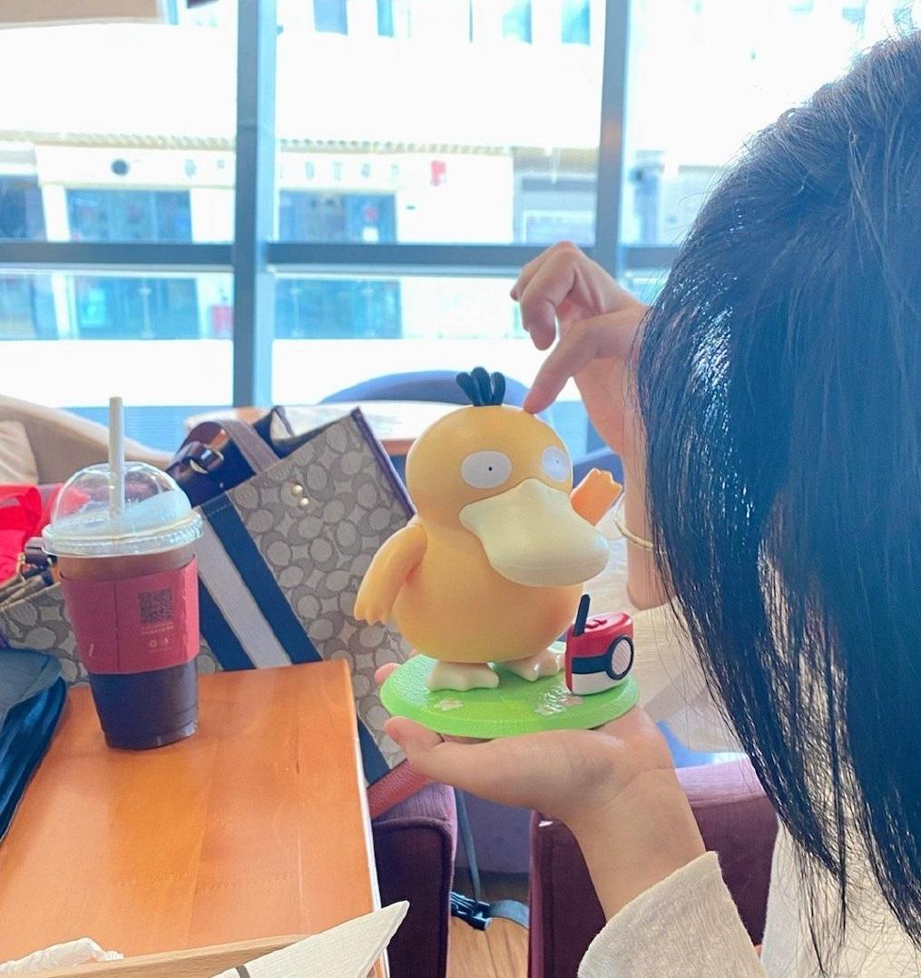 肯德基傻鴨音樂盒有這麼大。(互聯網)