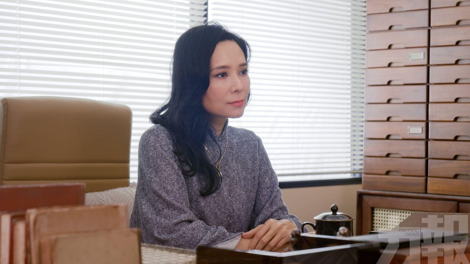 今次在《冥冥之中》內,她挑戰演一個長生不老的角色。