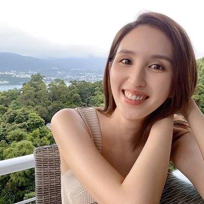 何天兒(前名何傲兒、IG圖片)