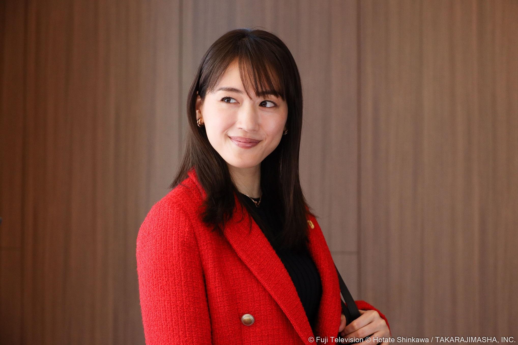 綾瀨遙獲讚是演劍持麗子的最佳人選。