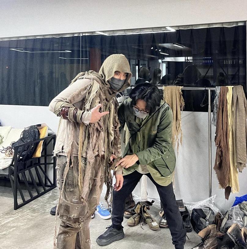 出道第4年,姜濤已兩度自導自演拍MV。