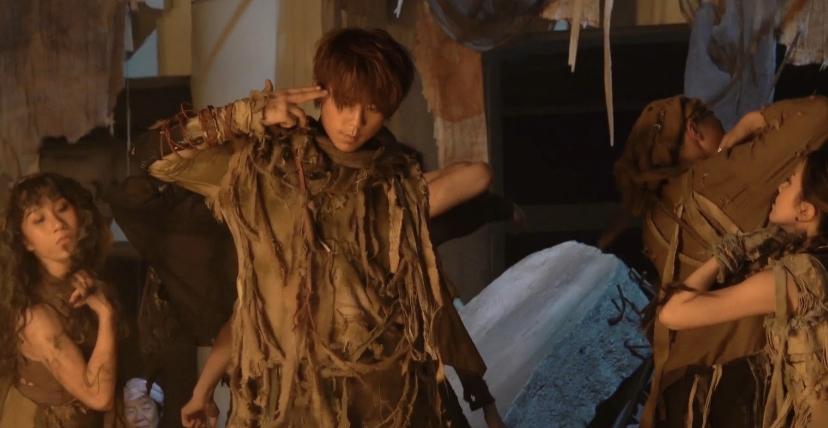 姜濤以新歌宣揚反戰訊息。