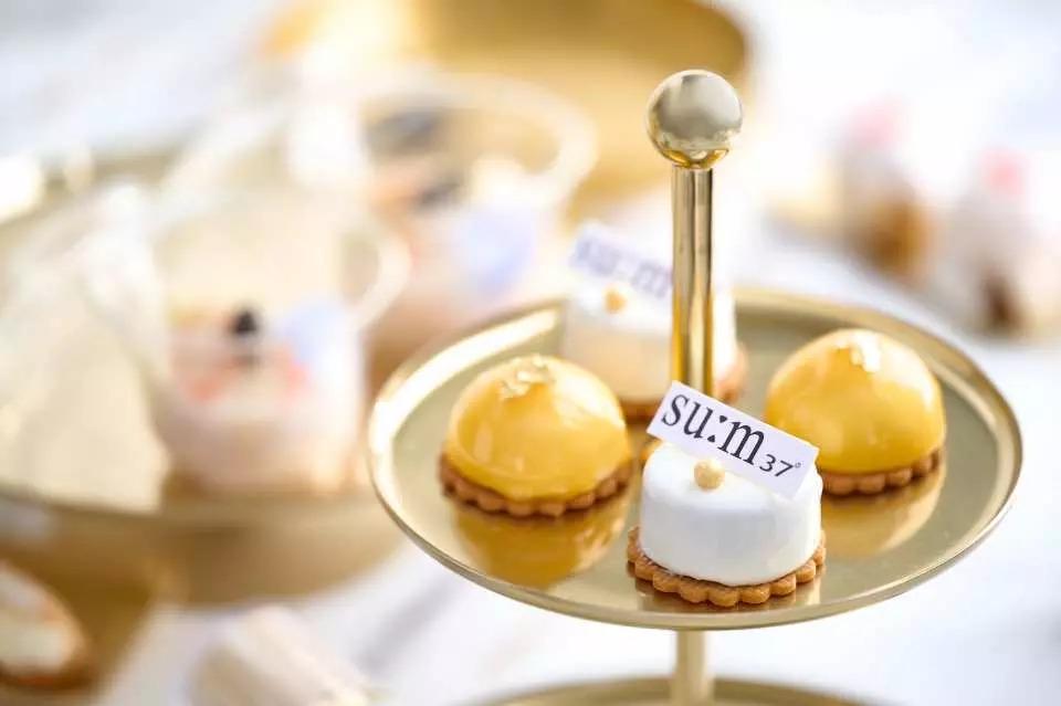 希臘乳酪芝士蛋糕及黑朱古力蛋糕