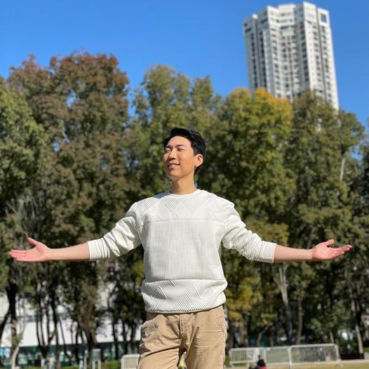 TVB御用醫生郭田葰宣布離巢,他表示:「今日我係100%自由人。」